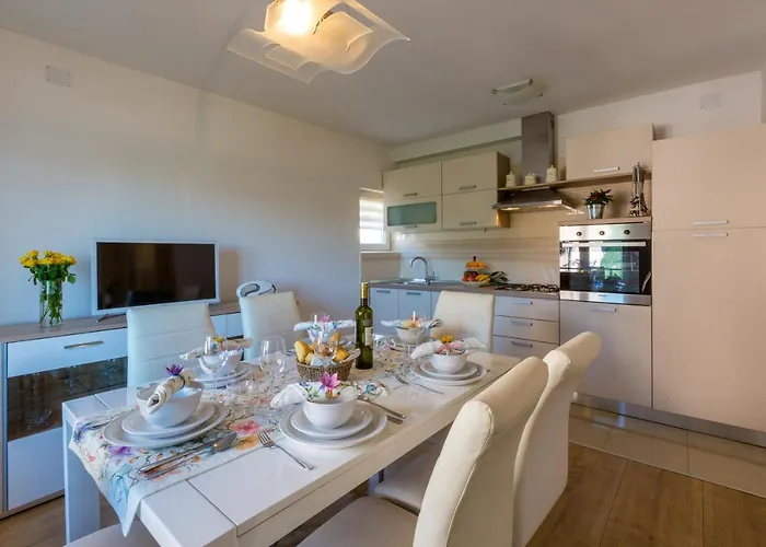 Lägenhet Tonka Roberta *