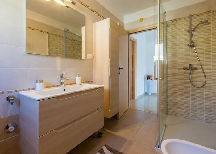 Tonka Roberta דירה