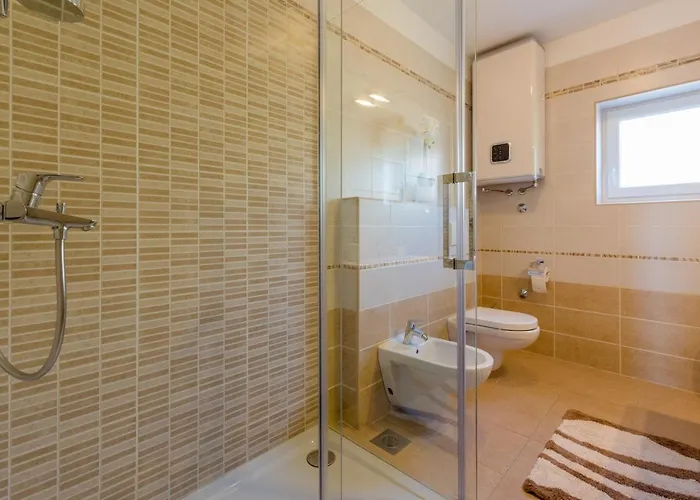 Tonka Roberta קריקווניצה