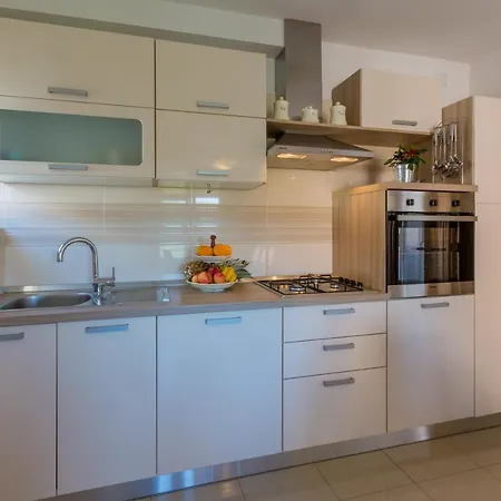 Tonka Roberta Apartament