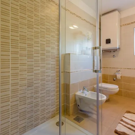 Tonka Roberta Crikvenica